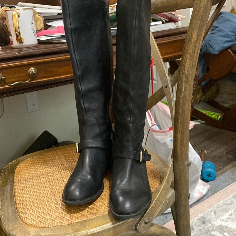 Ralph Lauren black leather boots. minimal wear.  6.5B.
